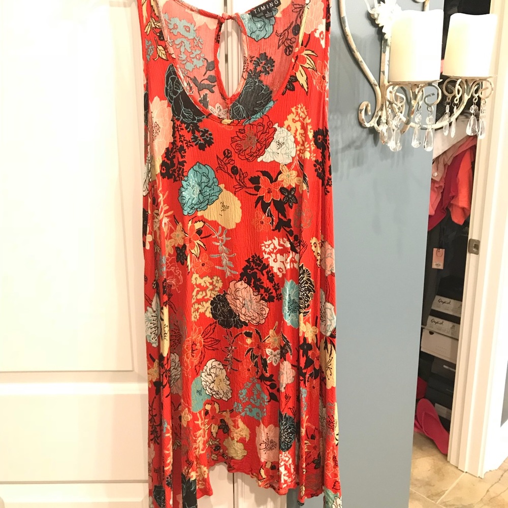 Beautiful sleeveless tunic